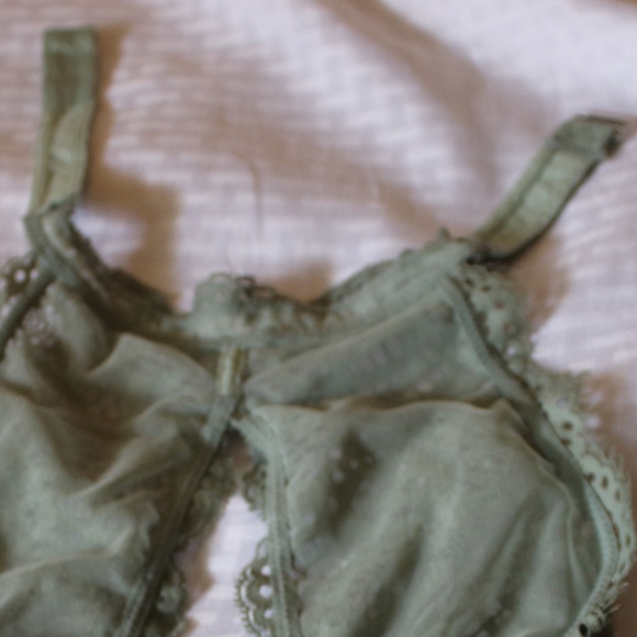 VS DREAM ANGELS UNLINED DEMI W/SEXY NECK STRAP - Picture 5 of 5